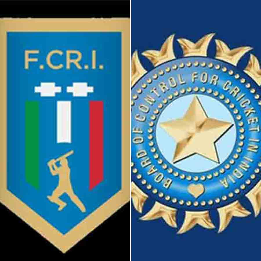(বাঁ দিকে) ইটালি ক্রিকেট বোর্ড, বিসিসিআই (ডান দিকে)।