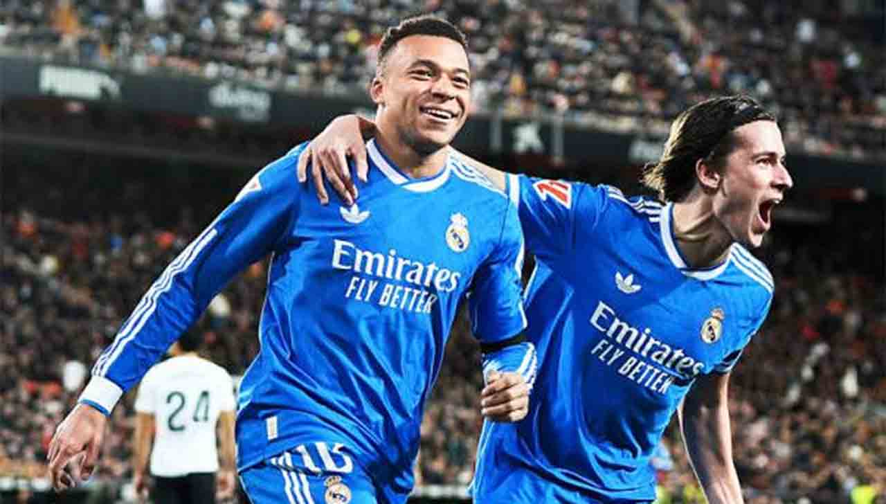 জুটি: রিয়ালের জয়ের দুই কারিগর এমবাপে ও আলভারো।