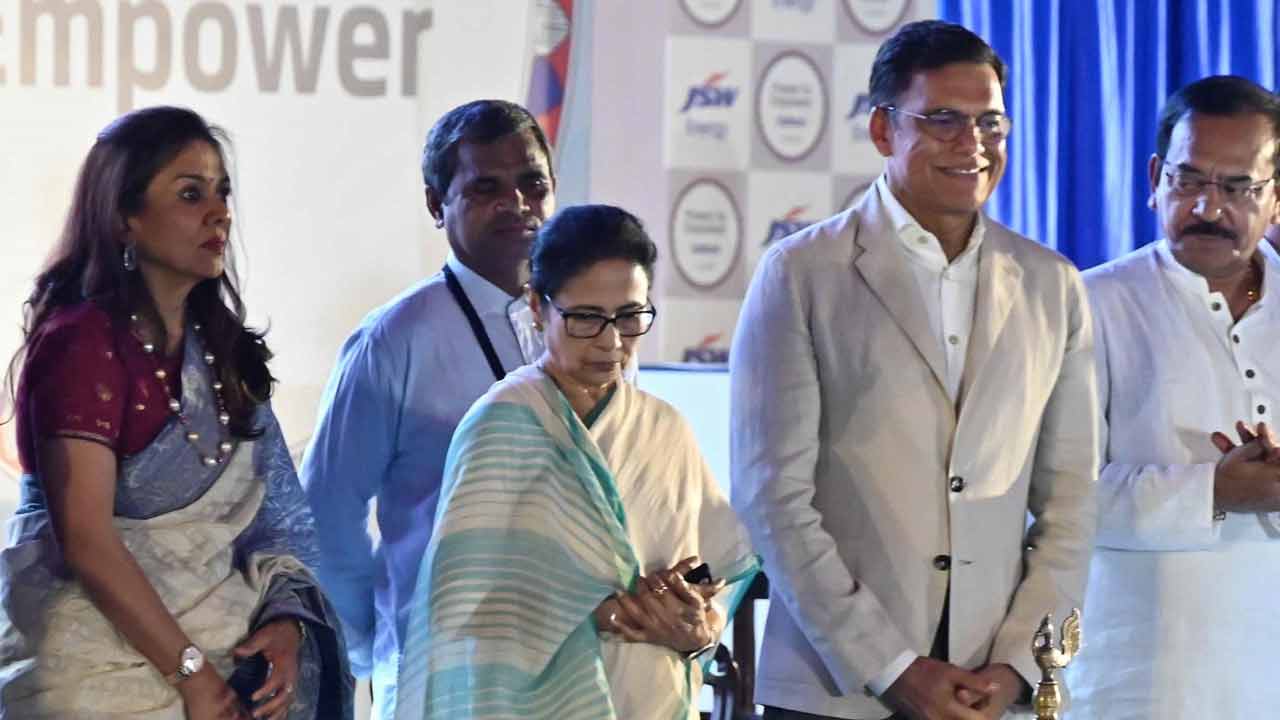 শালবনীতে গড়ে উঠবে ১৬০০ মেগাওয়াটের তাপবিদ্যুৎ কেন্দ্র।