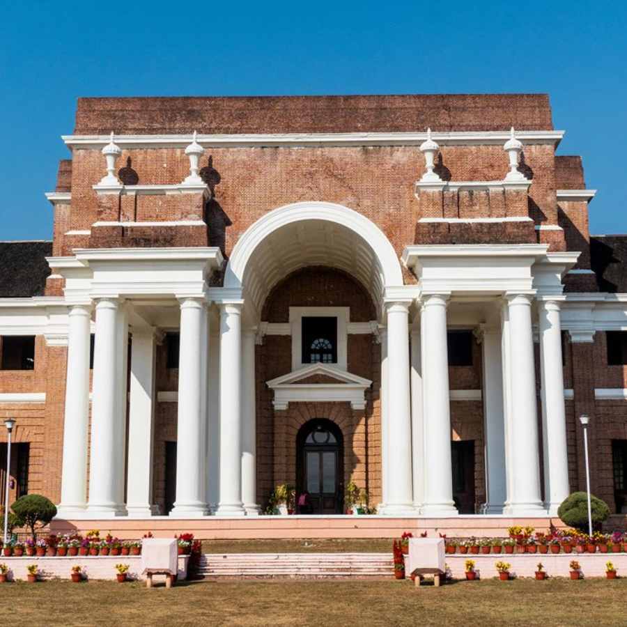 ফরেস্ট রিসার্চ ইনস্টিটিউট।