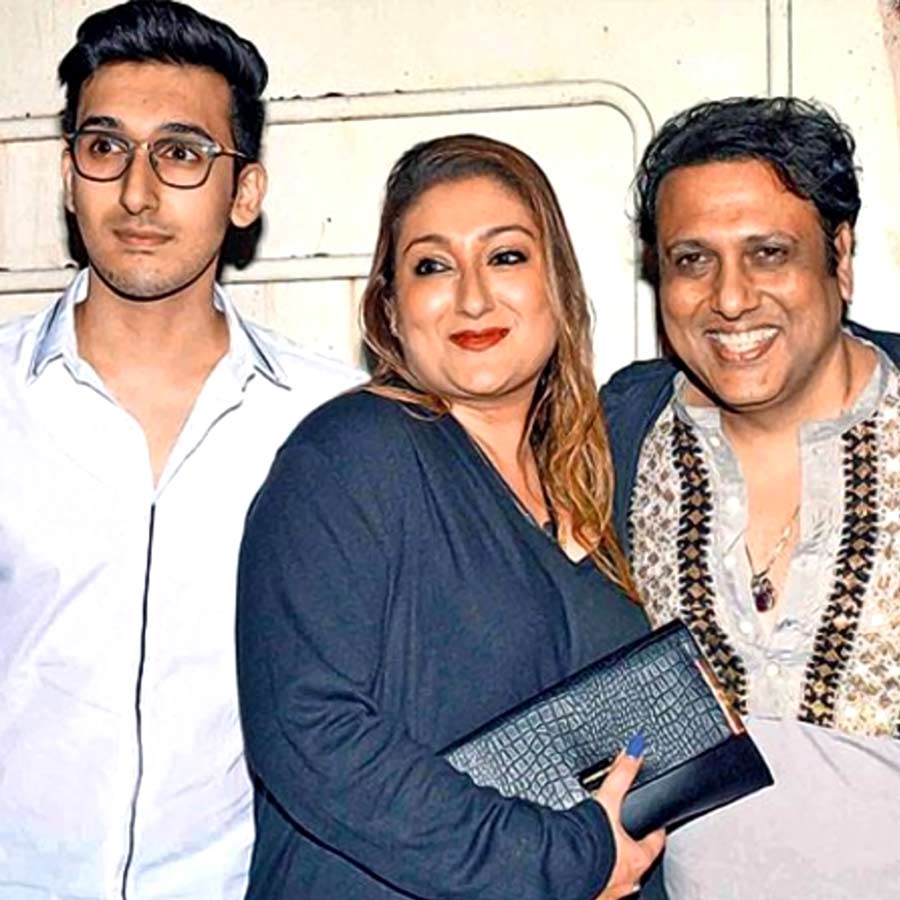 গোবিন্দের বিরুদ্ধে অভিযোগ স্ত্রী সুনীতার