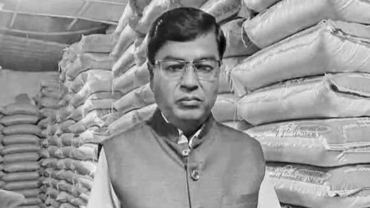 নিহত ব্যবসায়ী সুষেনচন্দ্র সরকার।