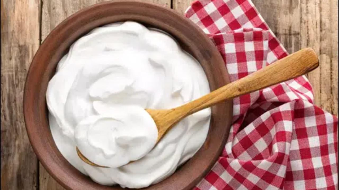 দইয়ের সঙ্গে কোন উপকরণ মিশিয়ে খাবেন?