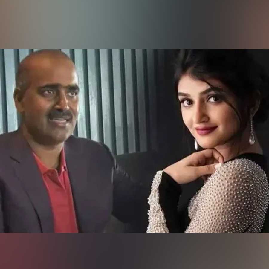 All need to know about actress Sreeleela and controversy related to her fatherAll need to know about actress Sreeleela and controversy related to her father