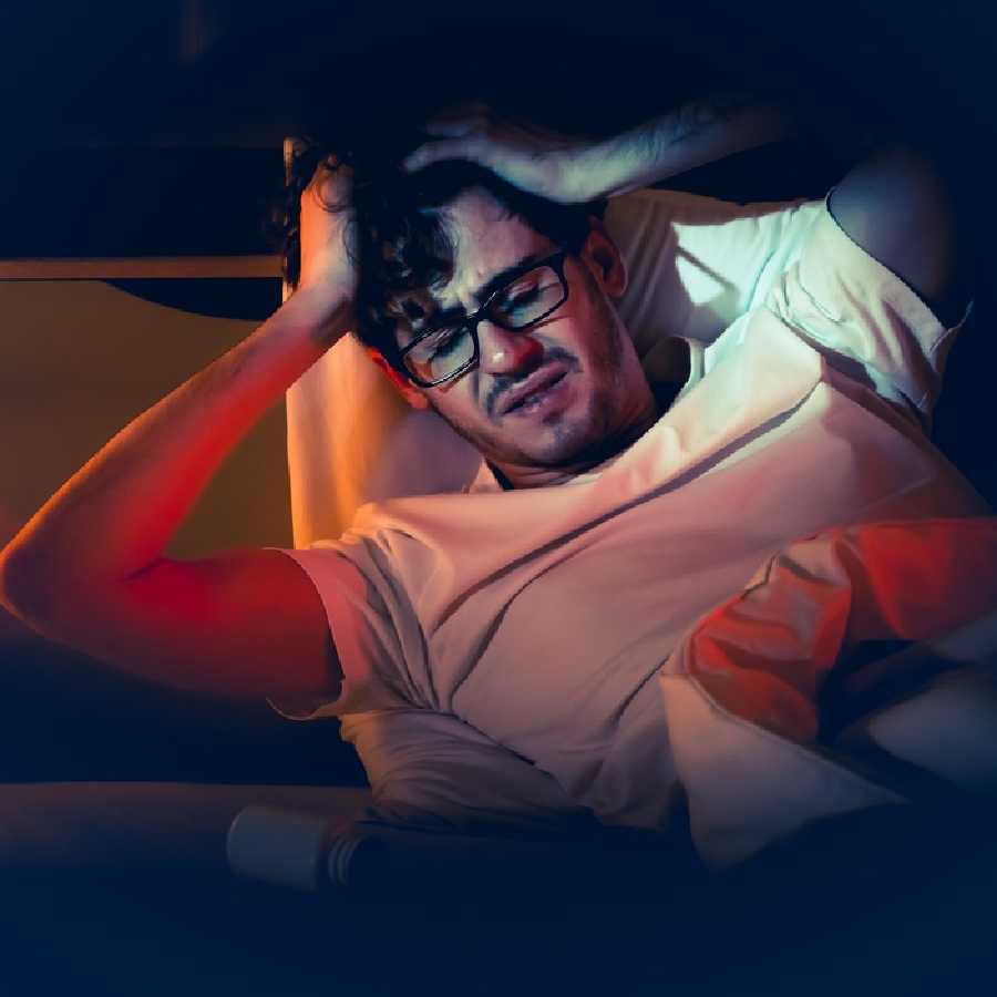 দিনের বেলাতেও ধরা দেয় ইনসমনিয়ার উপসর্গ।