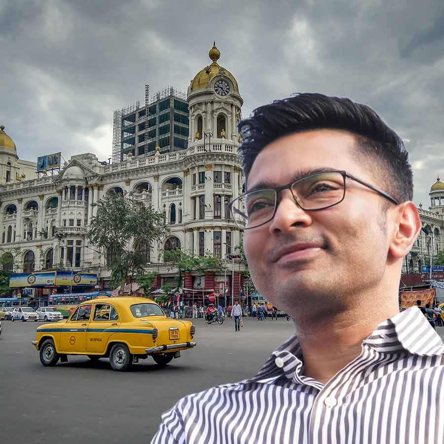 Esplanade West new name is Radhabinod Pal Sarani, High Court approves