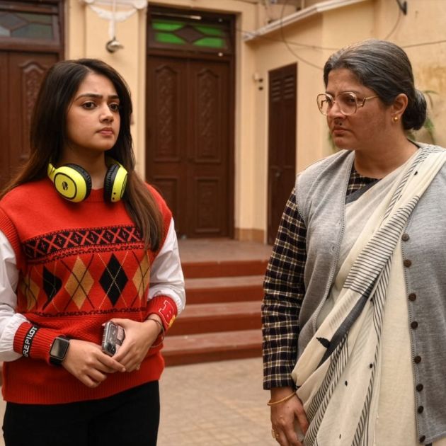 ওয়েব সিরিজ়ের নাতনি-দিদা জুটি। 