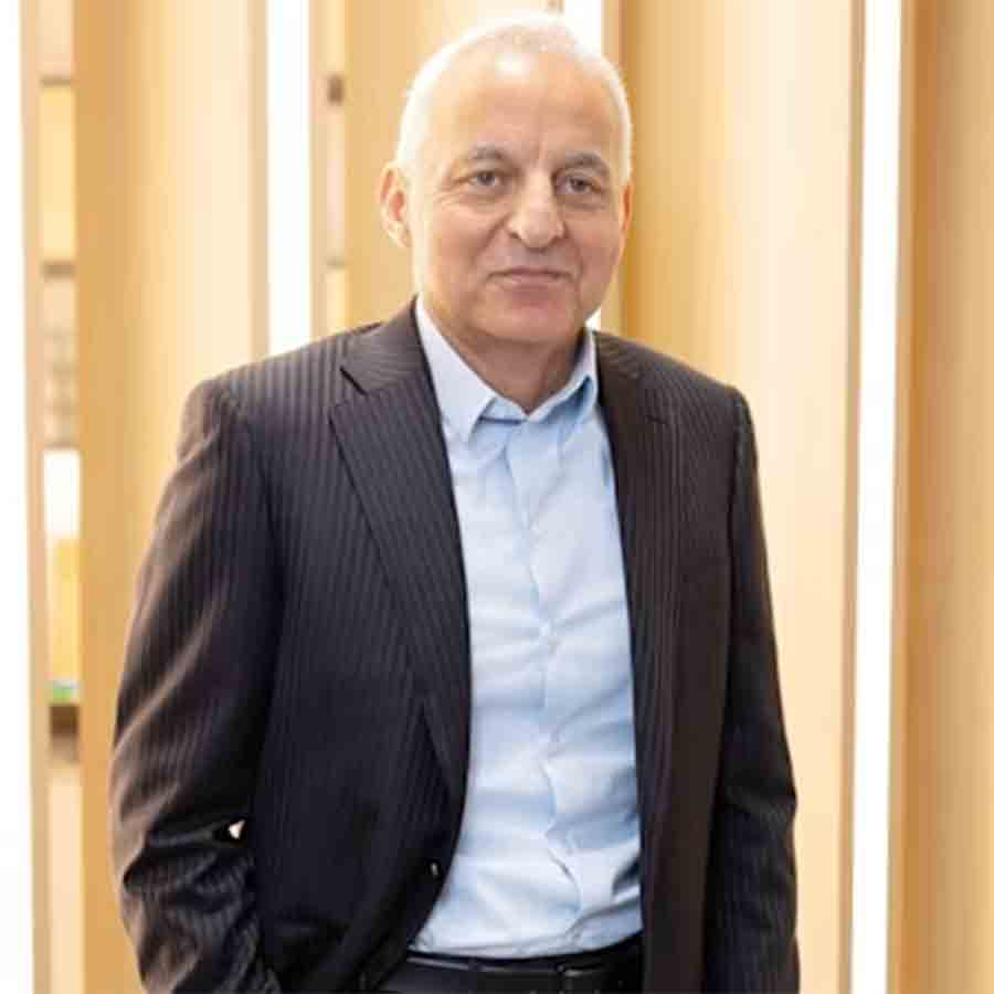 রোলস রয়েসের সিইও তুফান এরগিনবিলজ়িক।