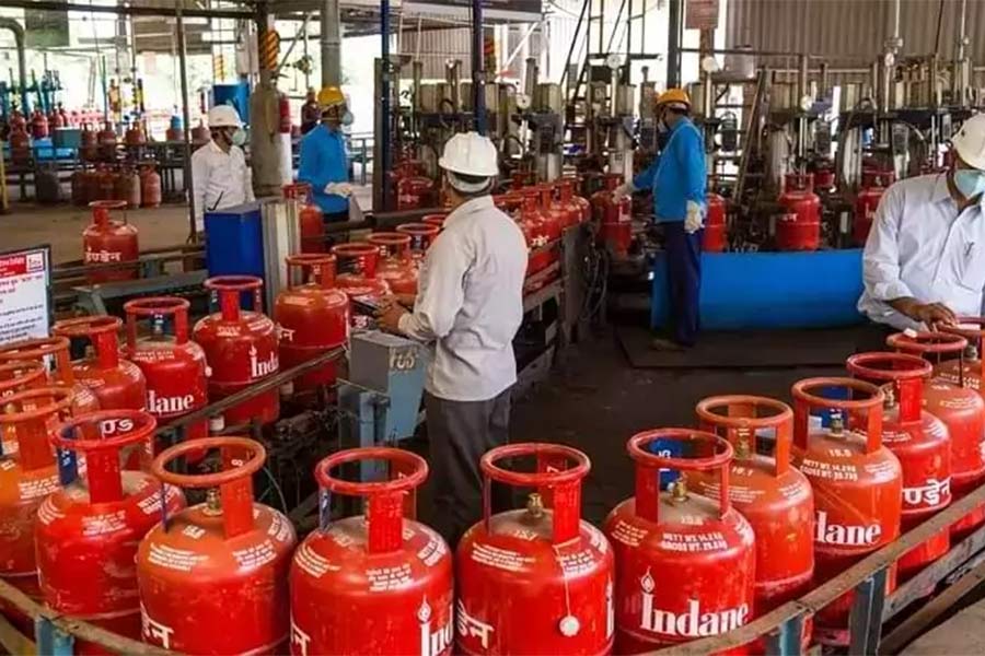 Investors get zero return in 18 years from Chinese Stock Market while Nifty-50 surges 500 percent 