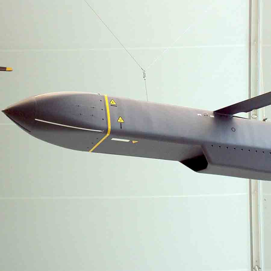 স্ক্যাল্প ক্ষেপণাস্ত্র।