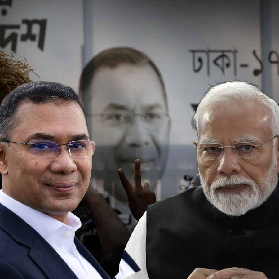 (বাঁ দিকে) বিএনপি প্রধান তারেক রহমান এবং ভারতের প্রধানমন্ত্রী নরেন্দ্র মোদী (ডান দিকে)।