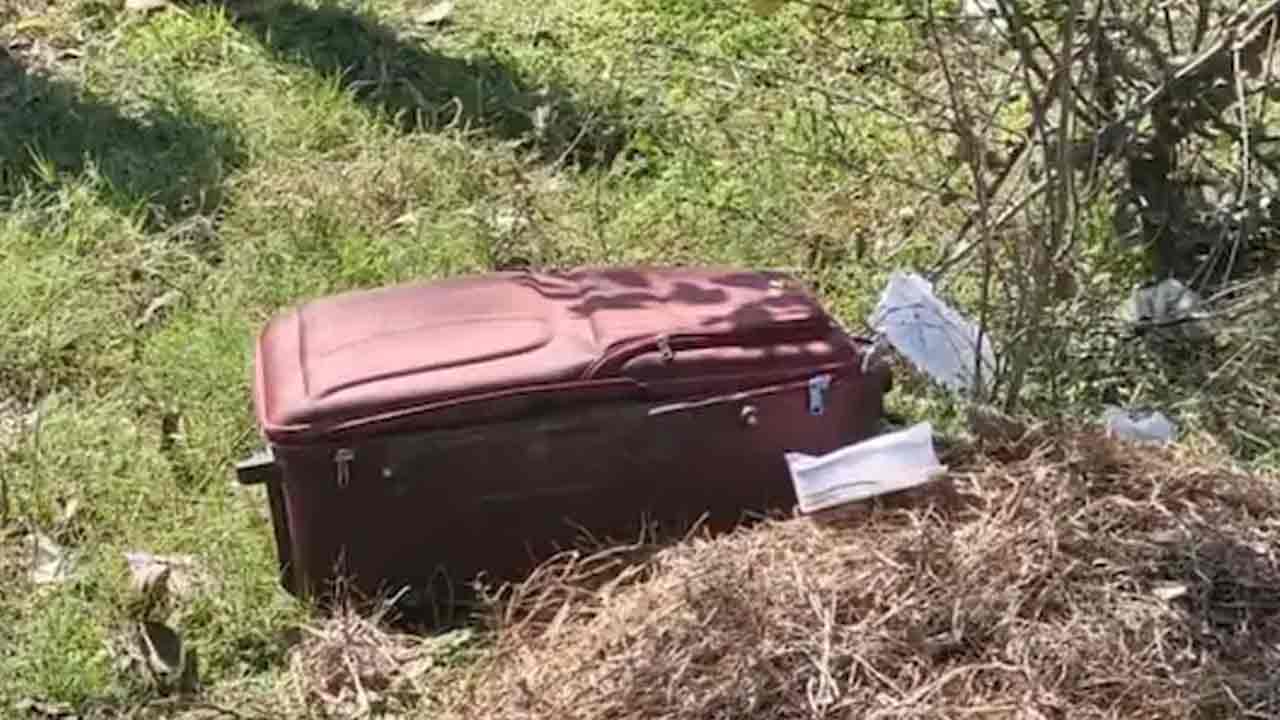 এই বাক্স থেকেই উদ্ধার হয় মহিলার দেহ। ছবি: সংগৃহীত।