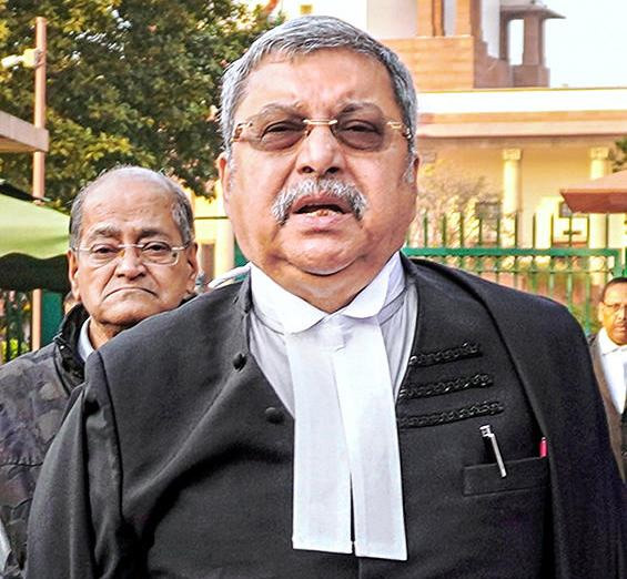 ব্যস্ত: একটি শুনানির শেষে কল্যাণ।