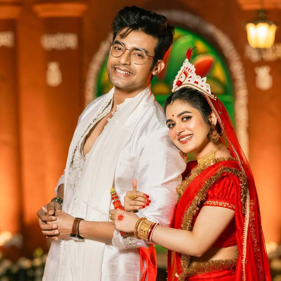 রণজয়-শ্যামৌপ্তির সাজ।