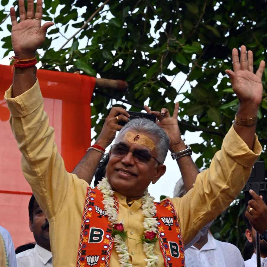 দিলীপ ঘোষ।