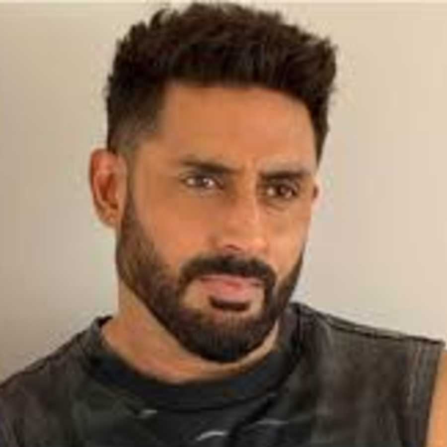 কত টাকার বিনিয়োগ অভিষেকের?