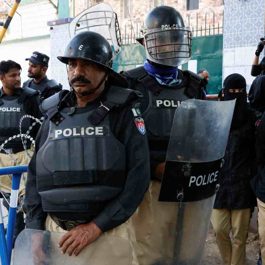 পাকিস্তান পুলিশ।