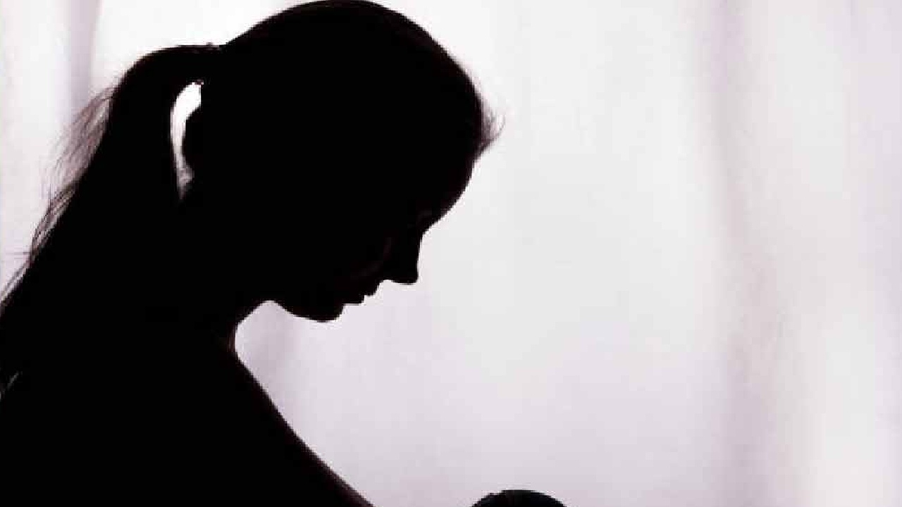 গুরুগ্রামে চিঠি লিখে আত্মঘাতী একাদশ শ্রেণির ছাত্রী।