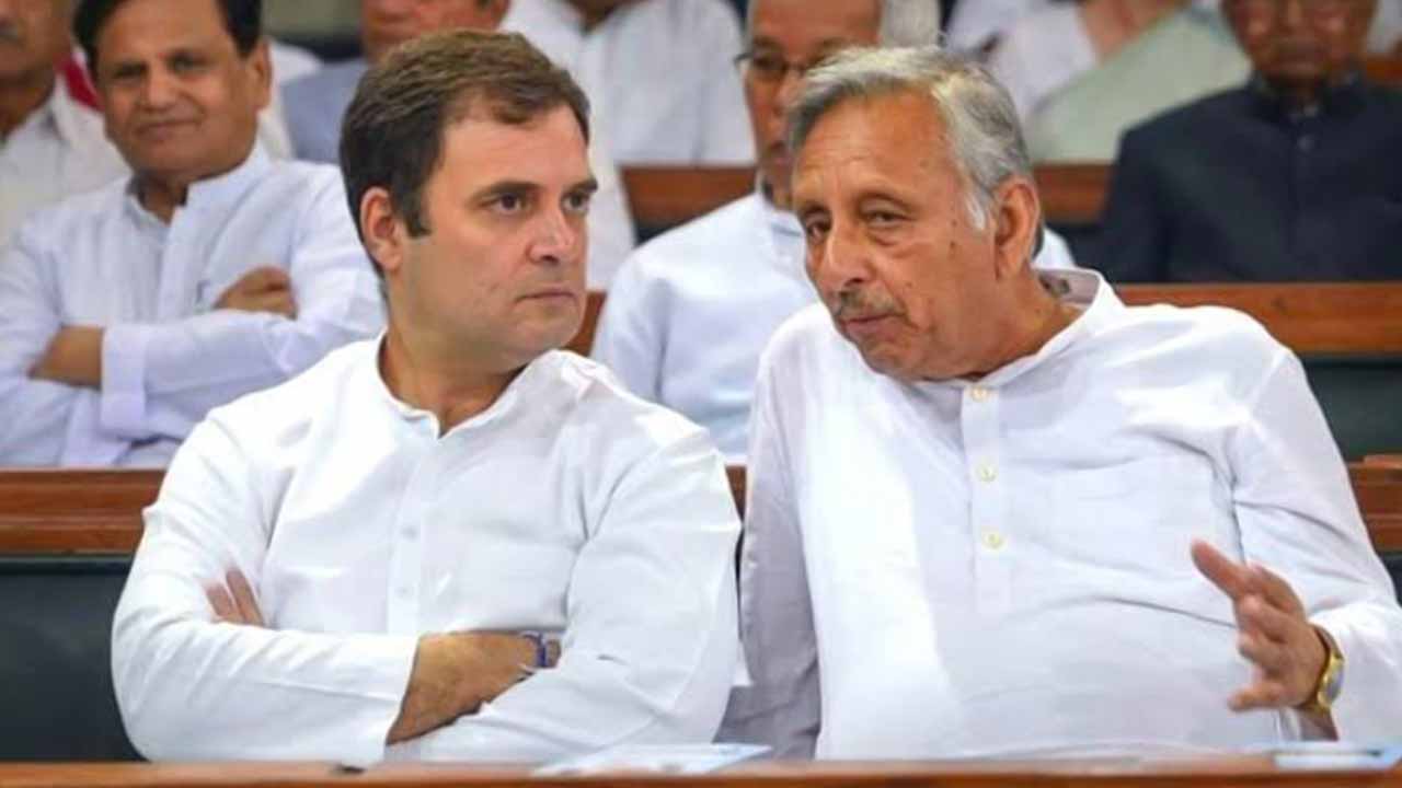 (বাঁ দিকে) রাহুল গান্ধীর সঙ্গে মণিশঙ্কর আইয়ার (ডান দিকে)।