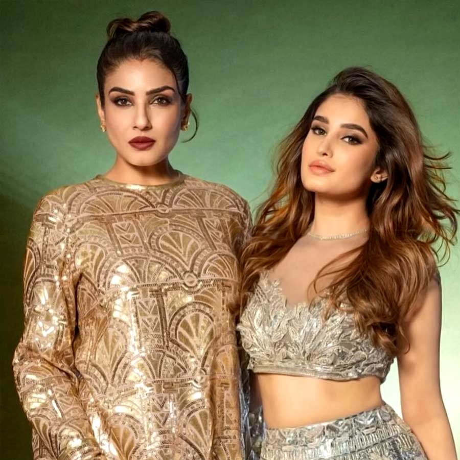 মেয়ে রাশার ঢাল হয়ে দাঁড়ালেন মা রবিনা।