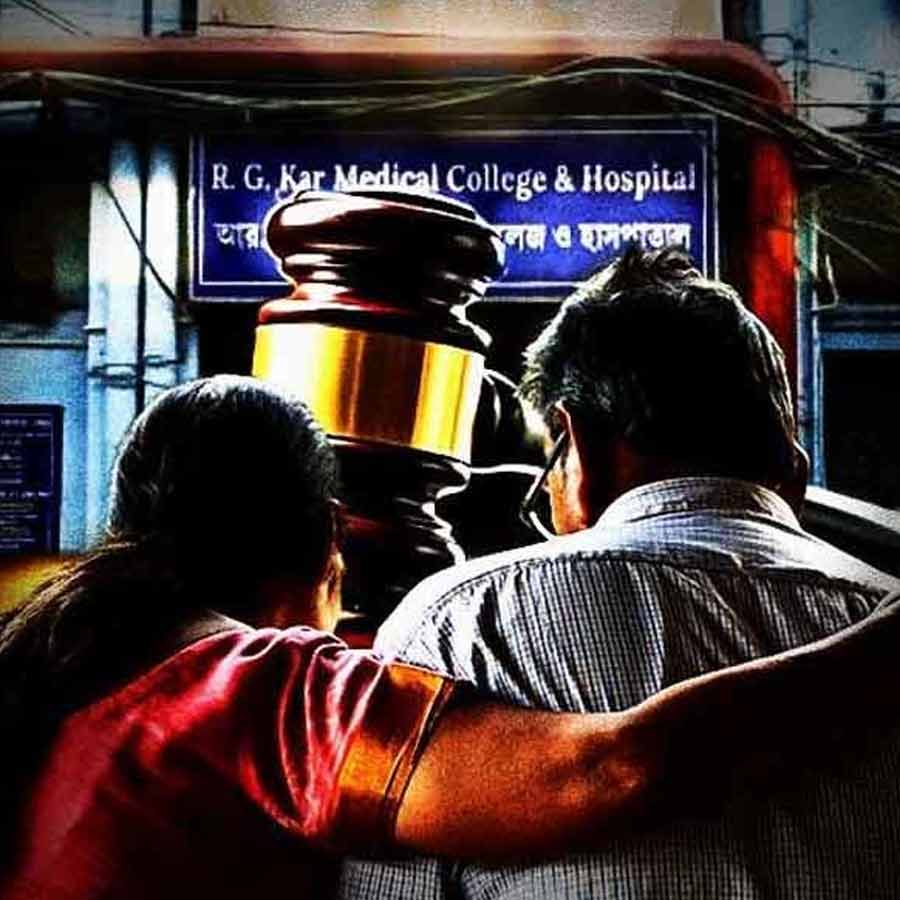 আরজি করকাণ্ডে নির্যাতিতার বাবা-মায়ের আবেদন শিয়ালদহ আদালতে।