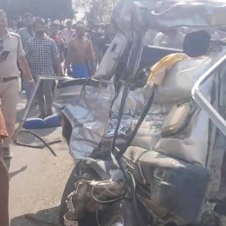 Midnapore Road Accident