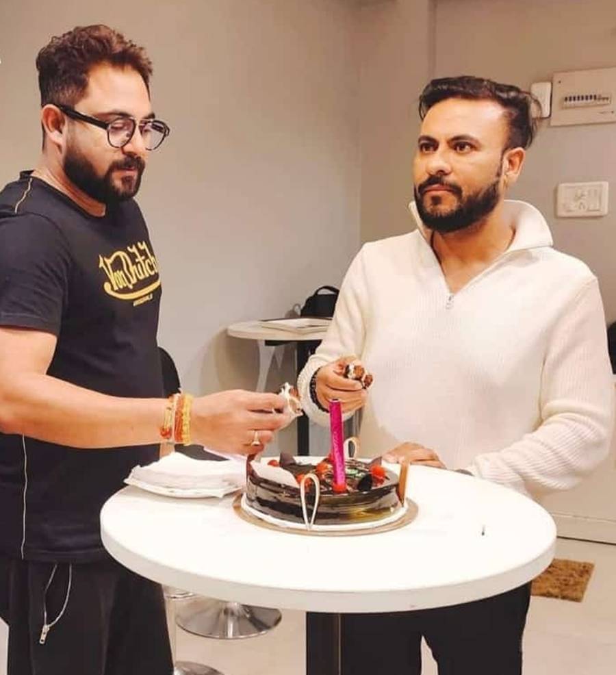 সুসময়ে সোহম-শাহিদ।