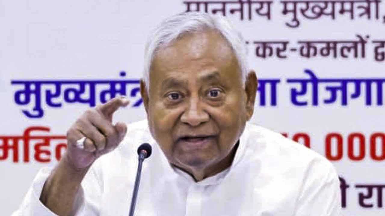 বিহারের মুখ্যমন্ত্রী নীতীশ কুমার। ফাইল চিত্র।