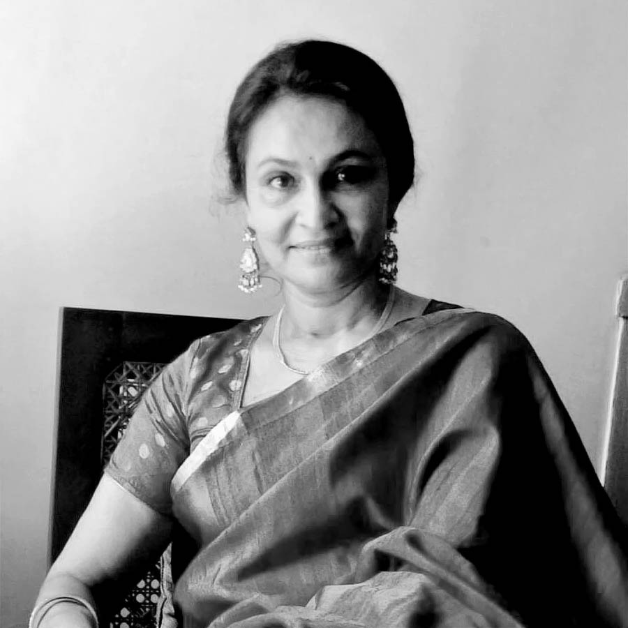 Actress Pravina Deshpande Dies At 60 After Long fight With Cancer