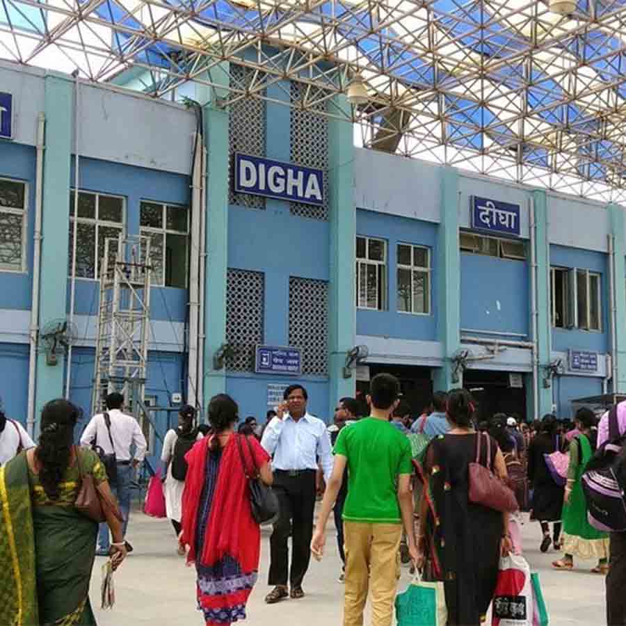 দীঘা স্টেশন।