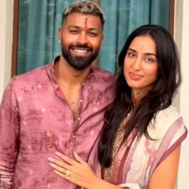 মাহিকার জন্মদিনে কী লিখলেন হার্দিক?