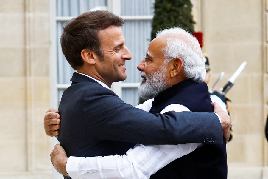 French President Emmanuel Macron adopts India Model to secure strategic partnerships in East Africa 