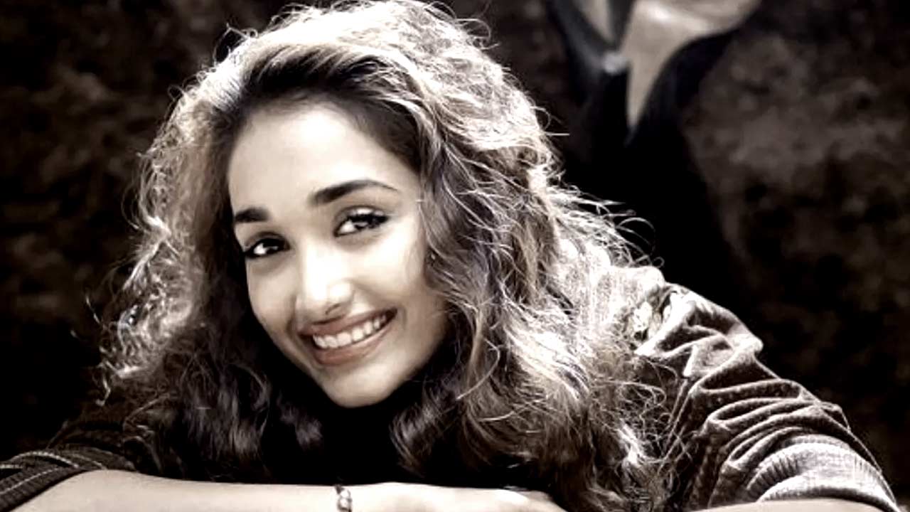 বাবার সঙ্গে দেখার করার কোনও আগ্রহ ছিল না জিয়া খানের।