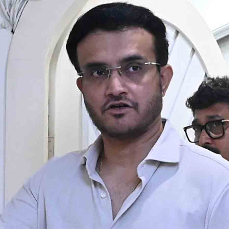 হতাশ: বাংলার জয় আশা করেছিলেন সৌরভ।