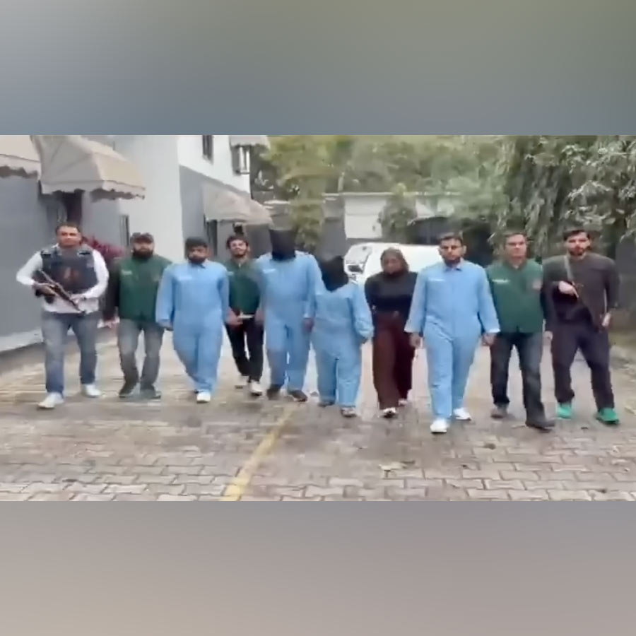 Delhi Police arrested Lady Don Madam Zeher alias Neha, all need to know about her