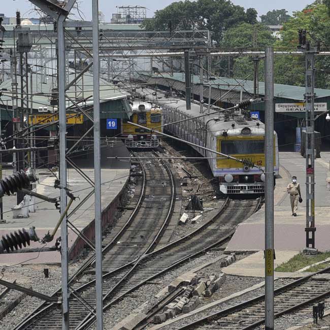 Train services to Sealdah South will be disrupted for eight hours due to the collapse of the footbridge at Park Circus