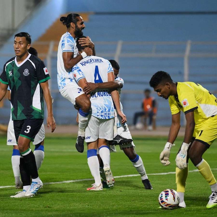 হর্ষ-বিষাদ: সন্দেশদের উল্লাস। হতাশ দীনেশ।