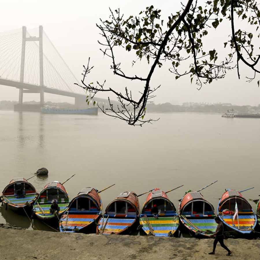 ফাল্গুনের শুরুতেই ধীরে ধীরে বাড়ছে তাপমাত্রা।