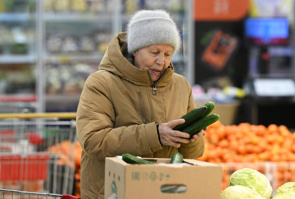 Prices of Cucumbers Soar in Russia