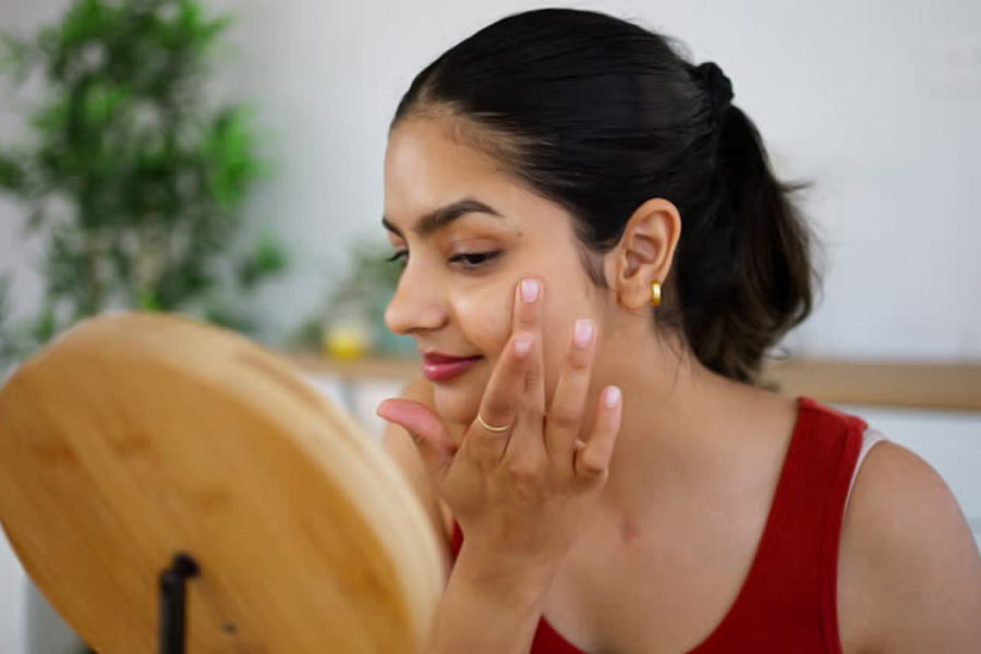 Using retinol and salicylic acid without expert guidance can lead to skin damage