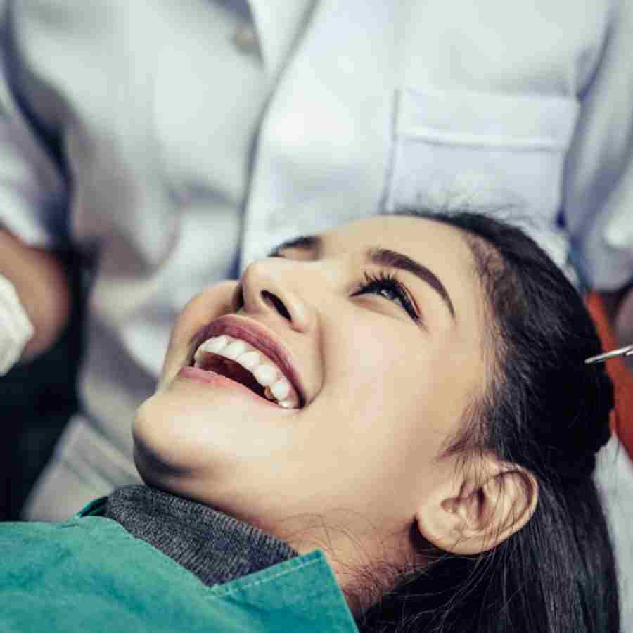 Dentists warn that everyday habits may be silently weakening your tooth enamel