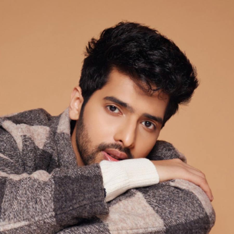 গানের সফর নিয়ে বললেন আরমান।