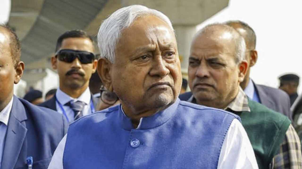 Nitish Kumar loses cool inside Bihar assembly over opposition agitation