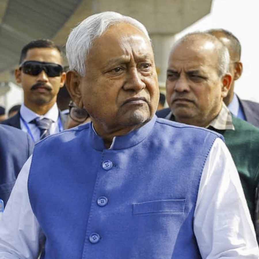 Nitish Kumar loses cool inside Bihar assembly over opposition agitation