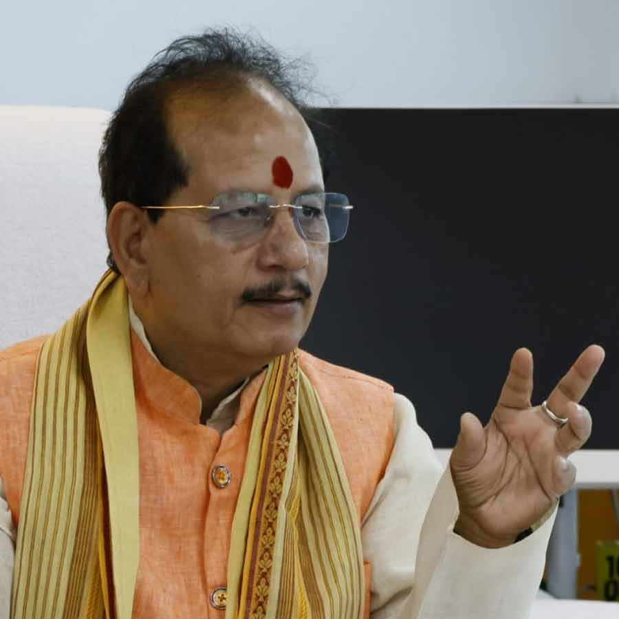 বিহারের উপমুখ্যমন্ত্রী বিজয়কুমার সিন্‌হা।