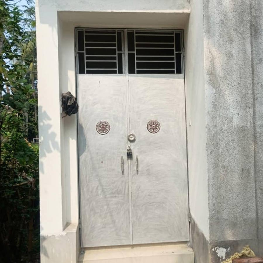 নিউ টাউনের এই বাড়ি থেকেই ধরা হয় জঙ্গিদের।