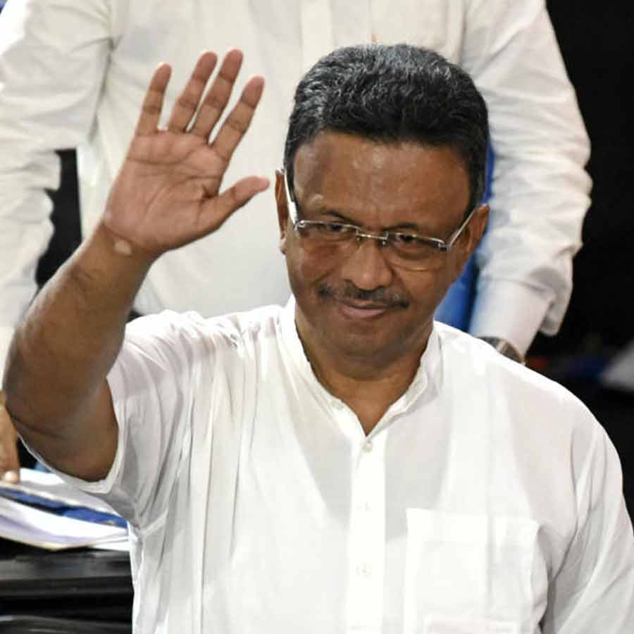 মেয়র ফিরহাদ হাকিম। ফাইল চিত্র।