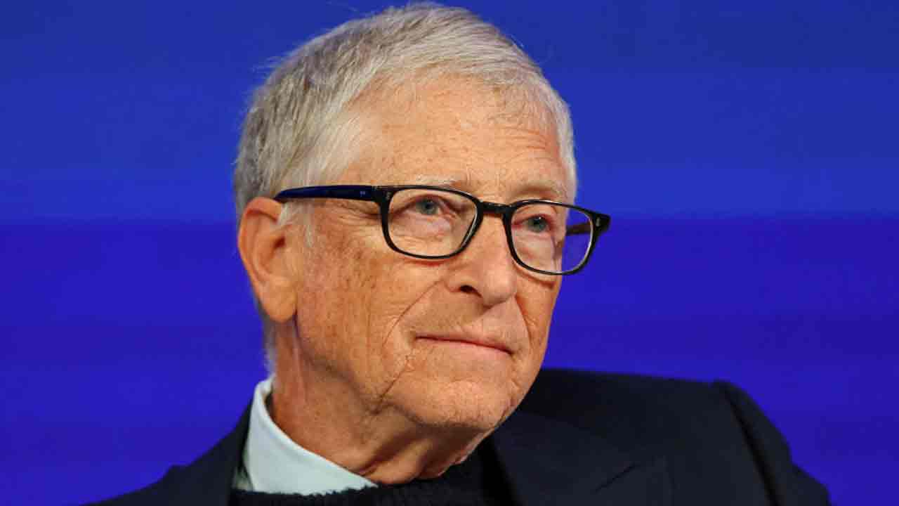 মাইক্রোসফ্‌ট-এর প্রতিষ্ঠাতা বিল গেট্‌স।