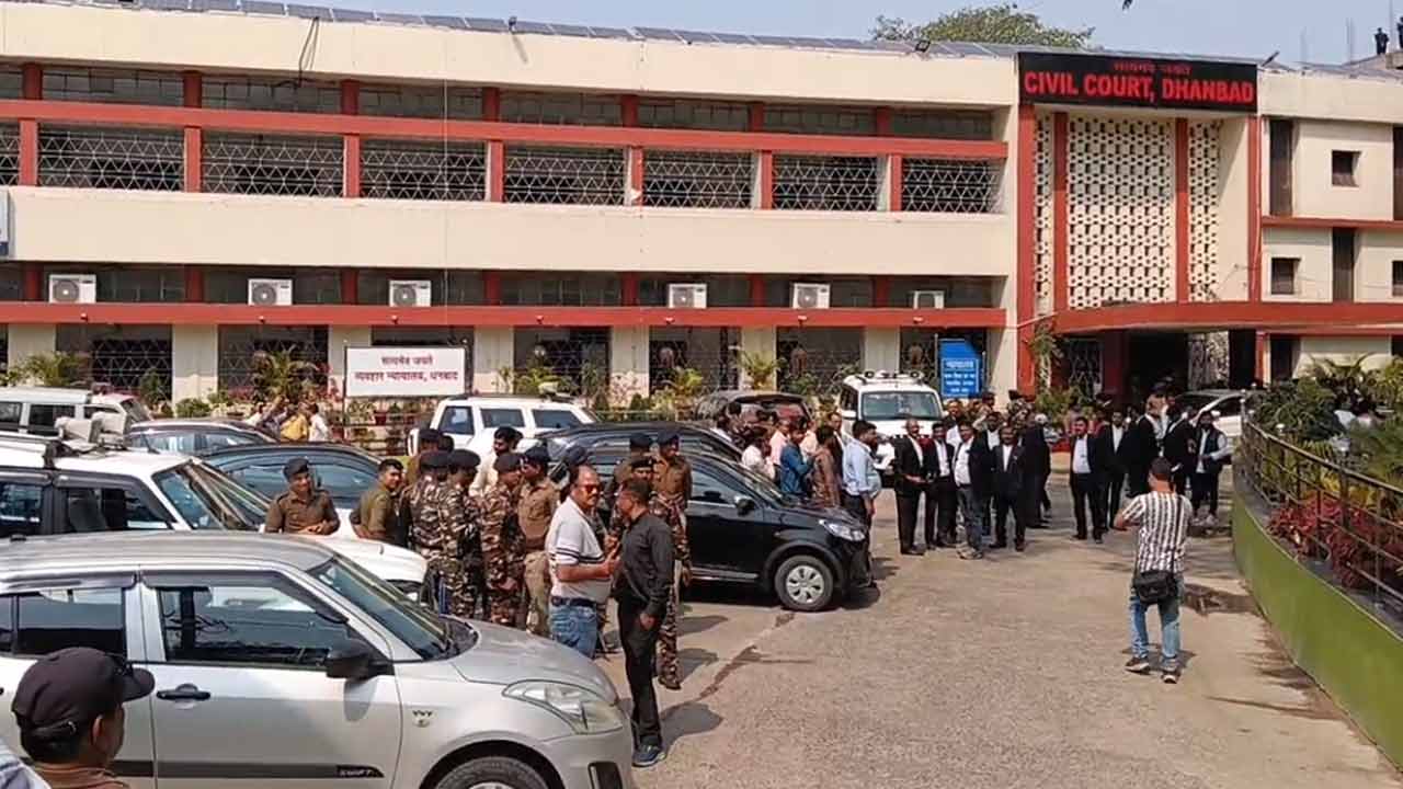 Row over mails to the again District courts on Wednesday