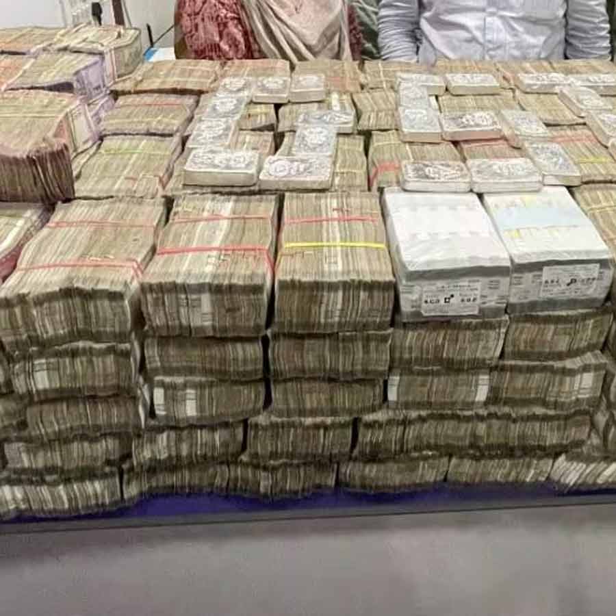 Madhya Pradesh businessman loaned 35,000 rupees to the British In 1917, his Grandson is trying to get it back